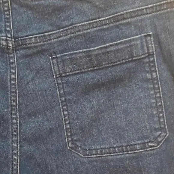 CODE BLEU Women's Denim Capri Pants - Classic Blue - Picture 5 of 11